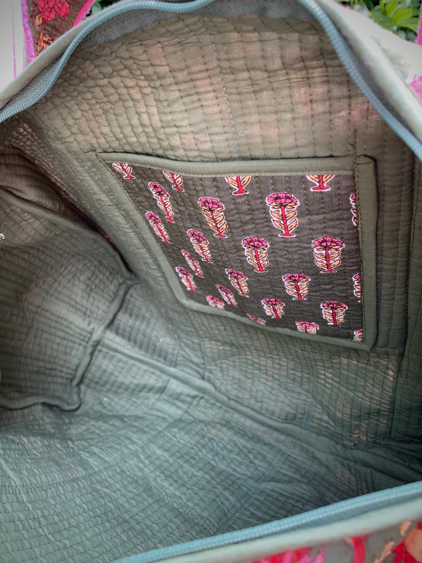 SMALL GREEN AND PINK DOLLY Back Pocket