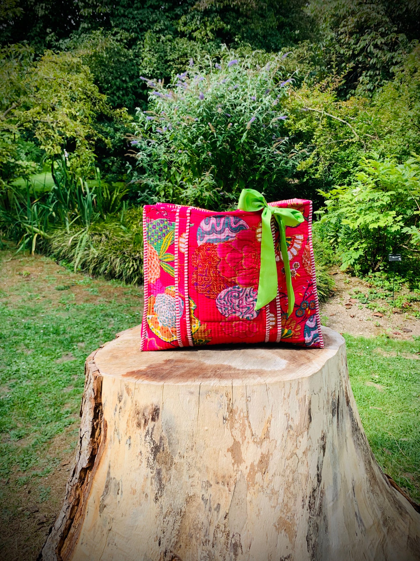 THE PINK GOAN GARDEN TOTE