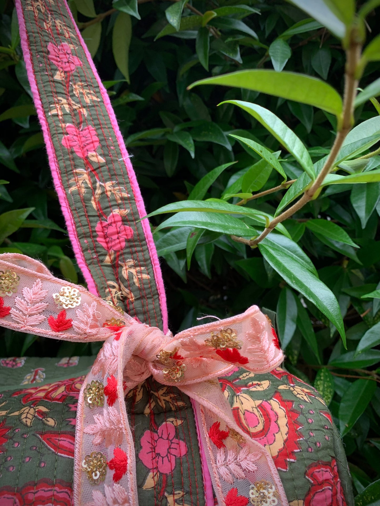 SMALL GREEN AND PINK DOLLY Back Pocket