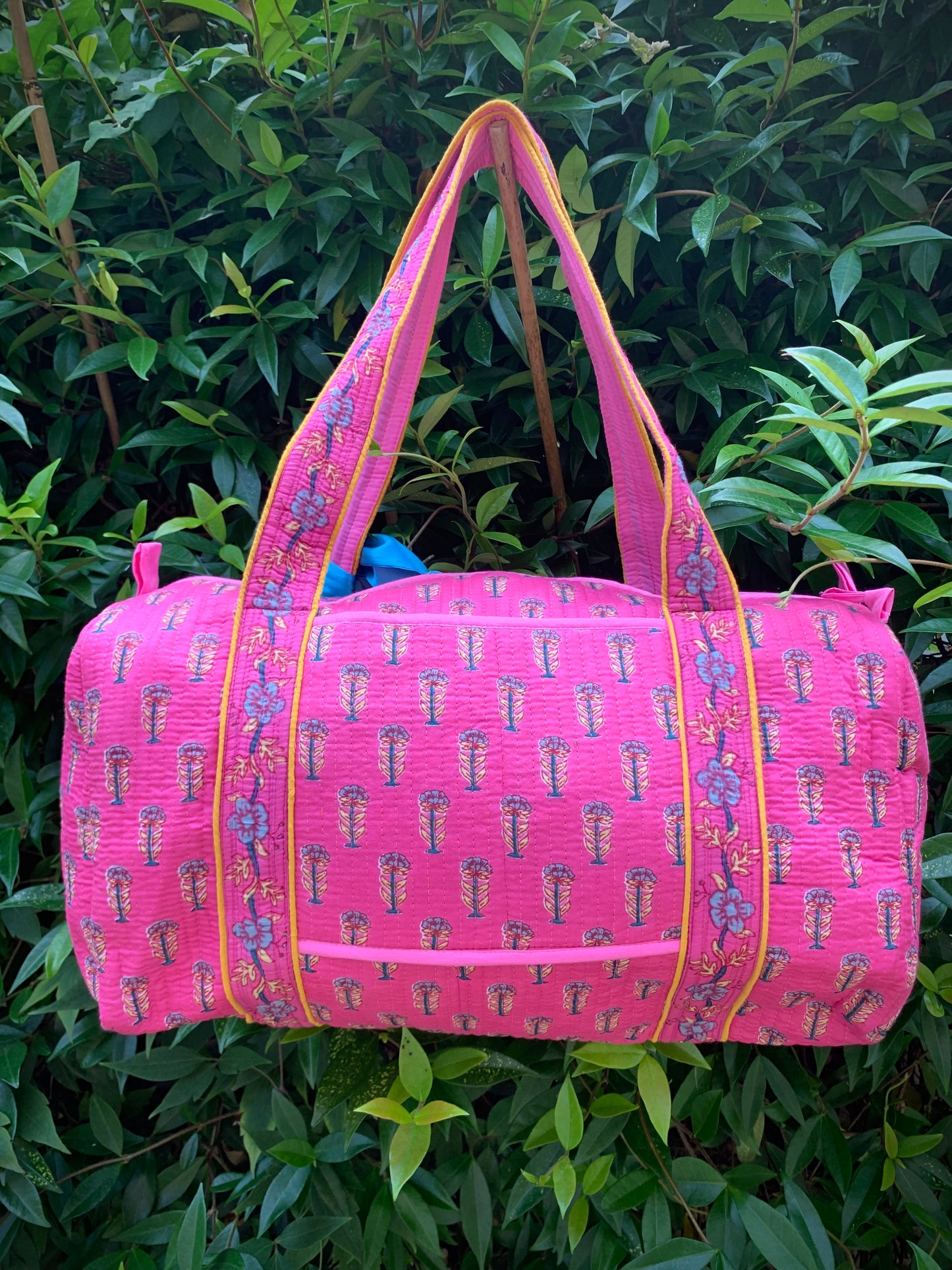 MEDIUM PINK AND BLUE DOLLY Back Pocket