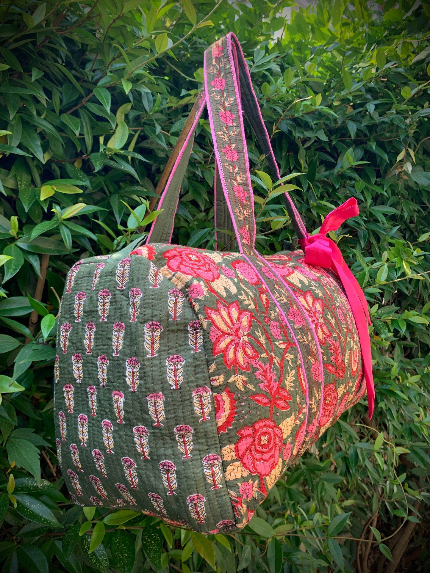 LARGE GREEN AND PINK DOLLY Back Pocket