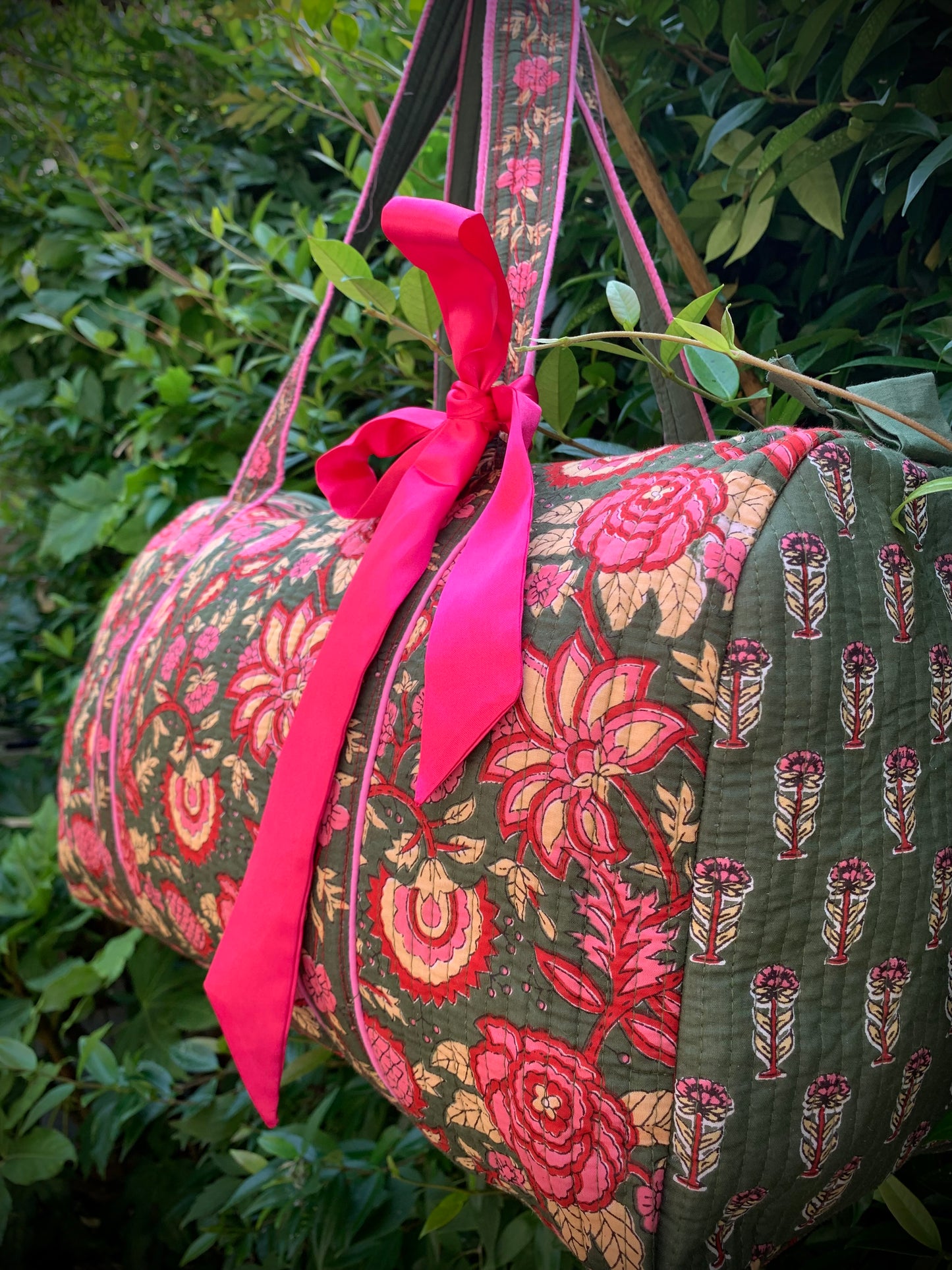 LARGE GREEN AND PINK DOLLY Back Pocket