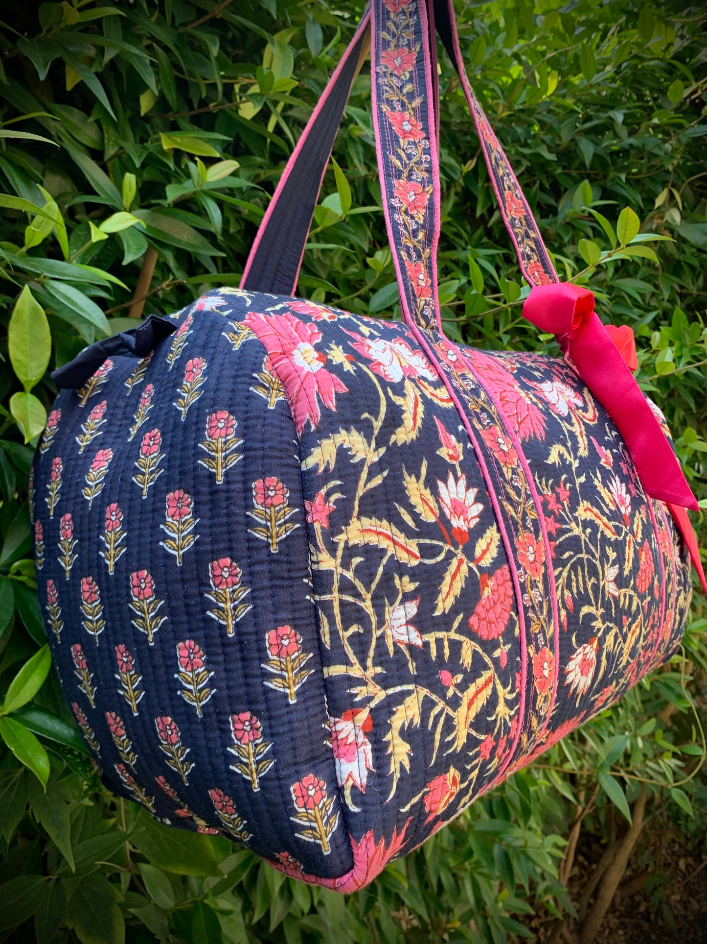 LARGE NAVY AND PINK DOLLY Back Pocket