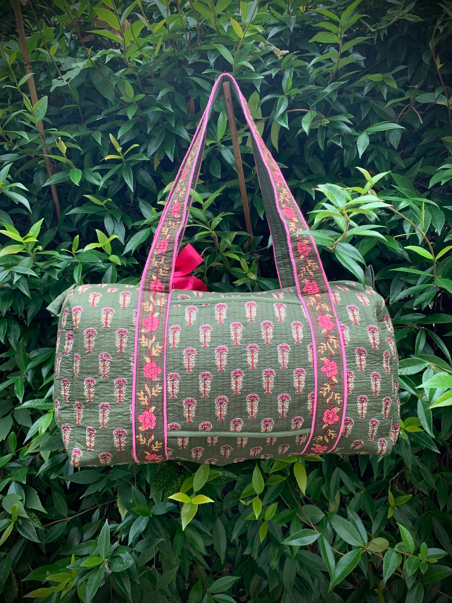 MEDIUM GREEN AND PINK DOLLY Back Pocket