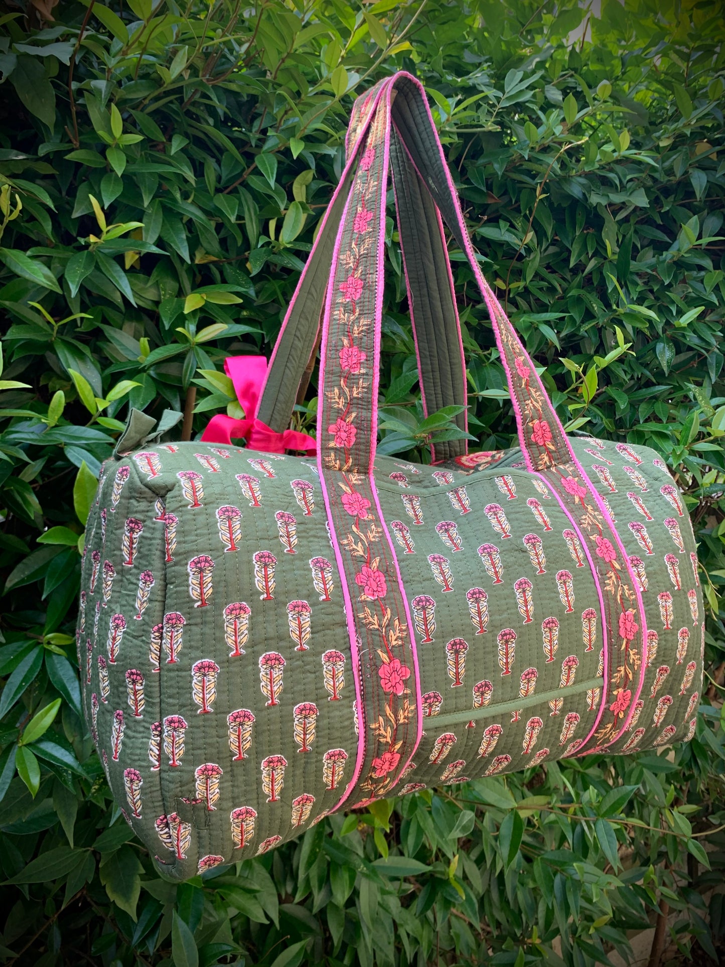 LARGE GREEN AND PINK DOLLY Back Pocket
