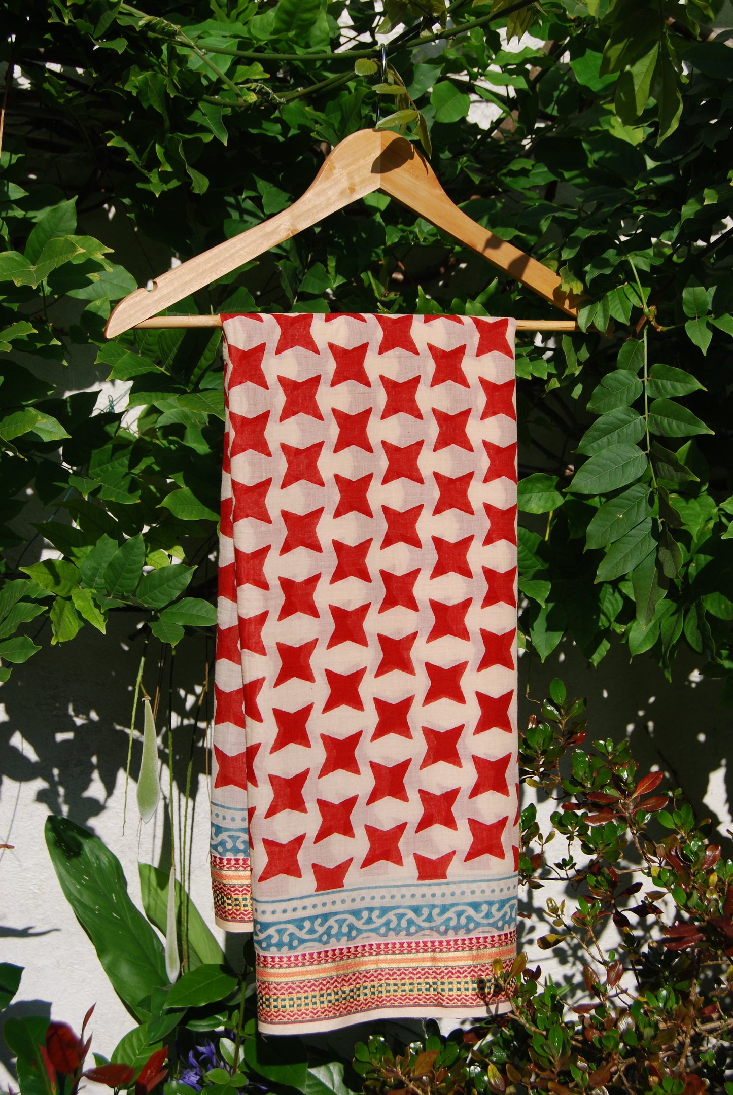 TARA RUBY PUSHKAR SCARF