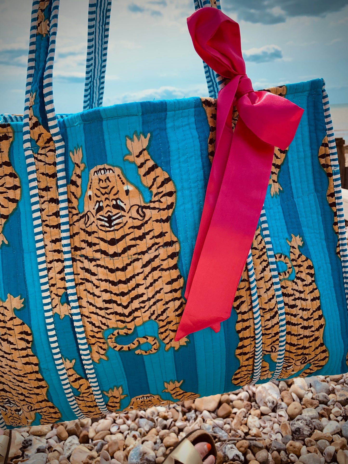 THE BLUE TIBETAN TIGER TOTE
