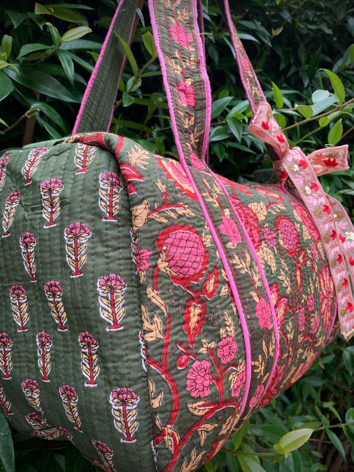 SMALL GREEN AND PINK DOLLY Back Pocket