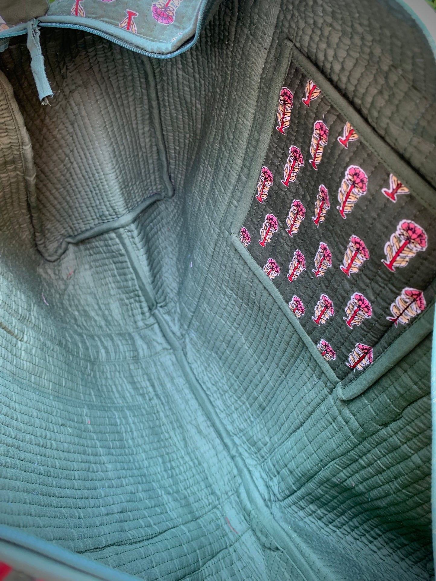 LARGE GREEN AND PINK DOLLY Back Pocket
