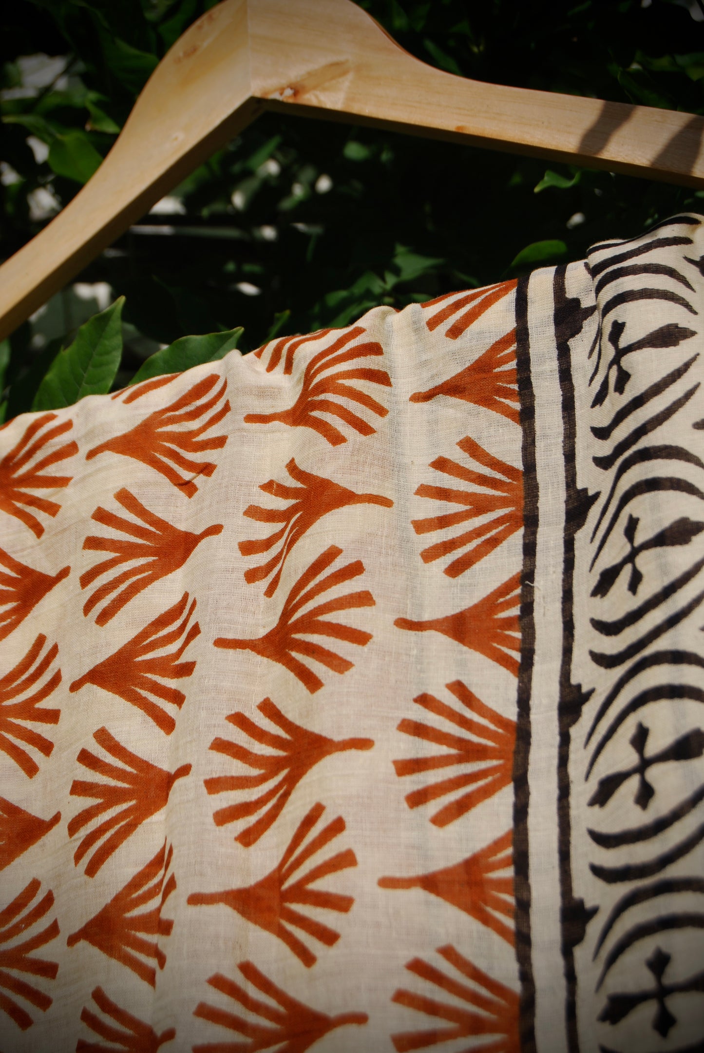 AMBER TIJAS PUSHKAR SCARF