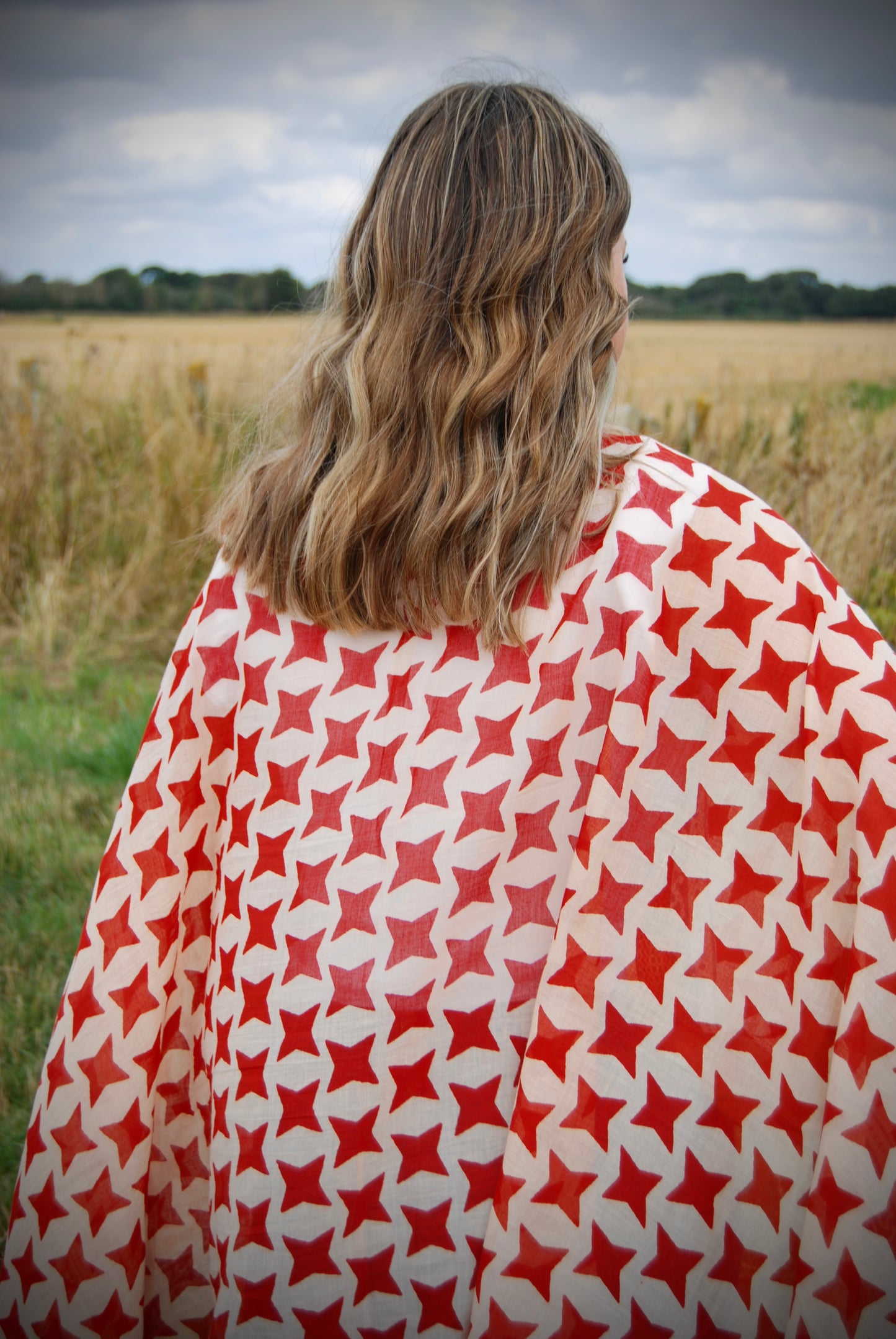 TARA RUBY PUSHKAR SCARF