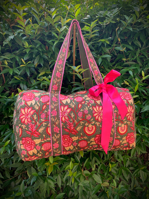 LARGE GREEN AND PINK DOLLY Back Pocket