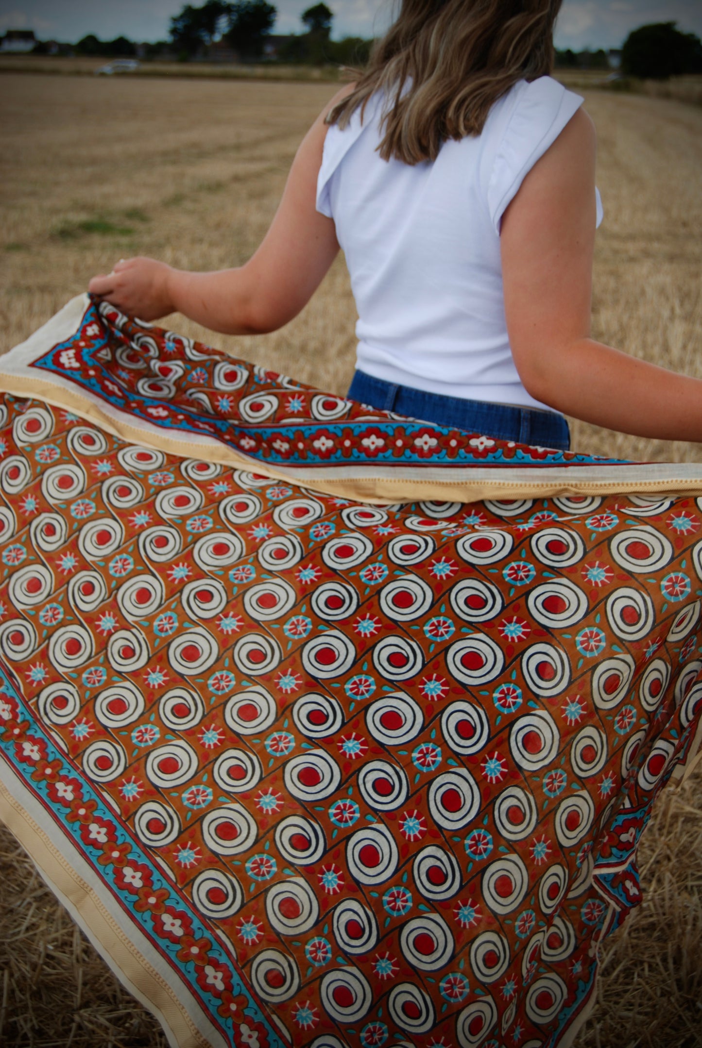 SAMYA PUSHKAR SCARF - Ruby