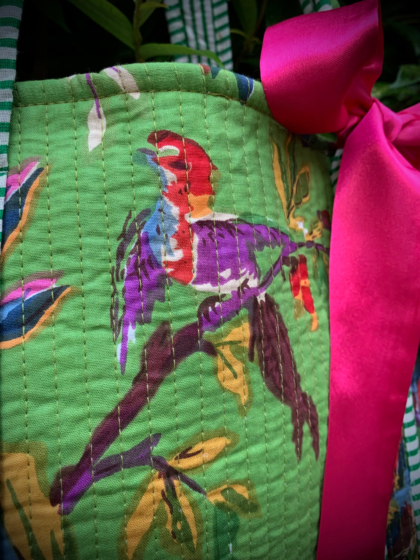 THE GREEN BIRDIE TOTE