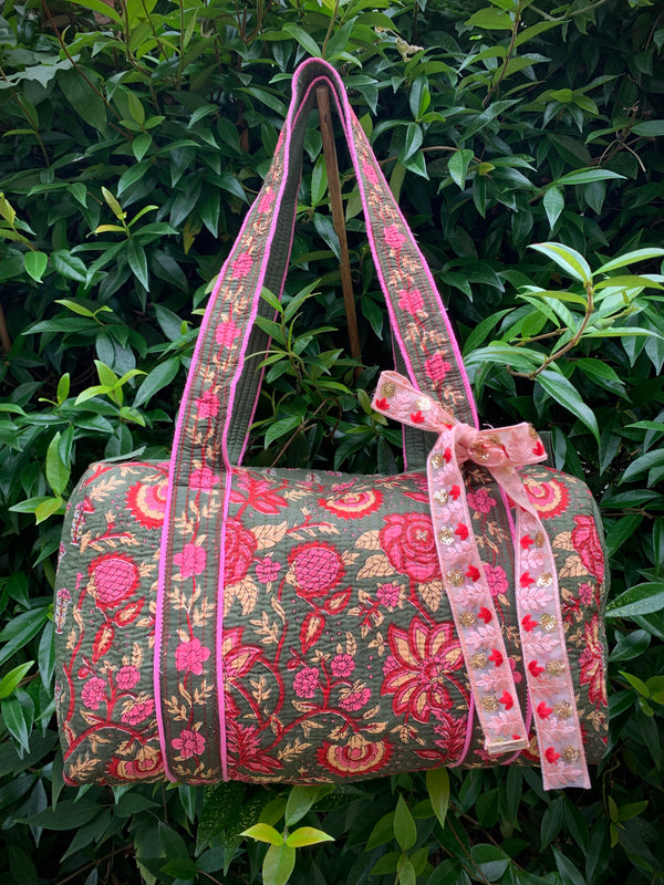 SMALL GREEN AND PINK DOLLY Back Pocket
