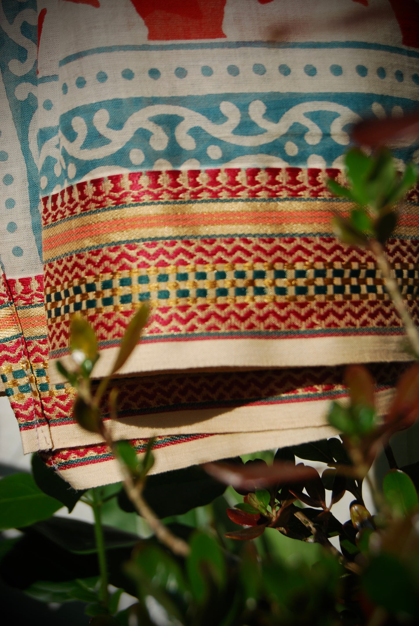 TARA RUBY PUSHKAR SCARF