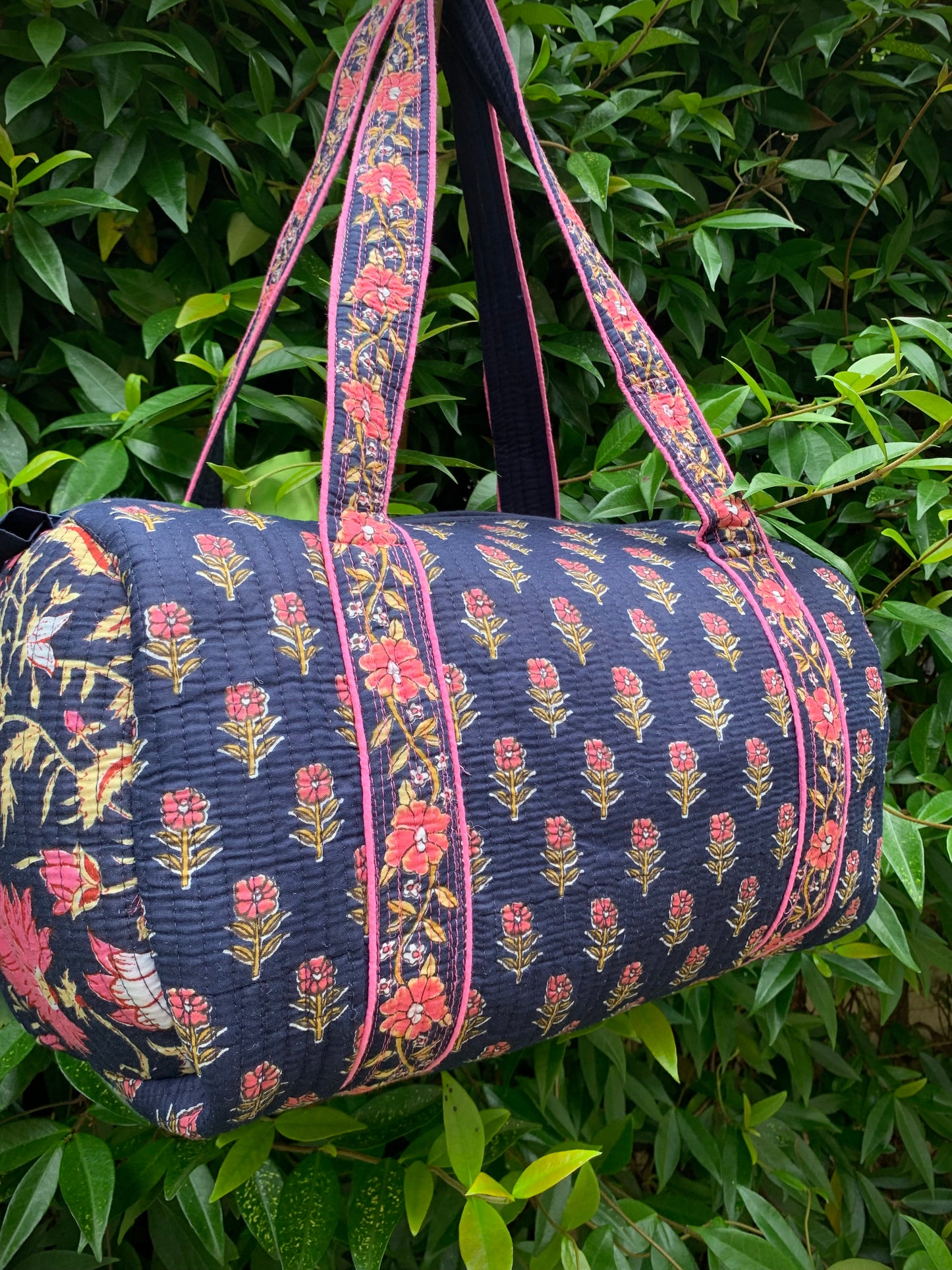 SMALL NAVY AND PINK DOLLY Front Pocket