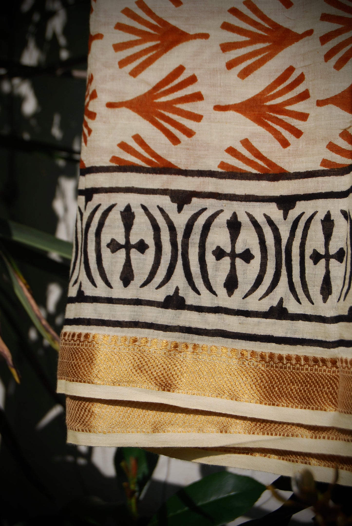 AMBER TIJAS PUSHKAR SCARF