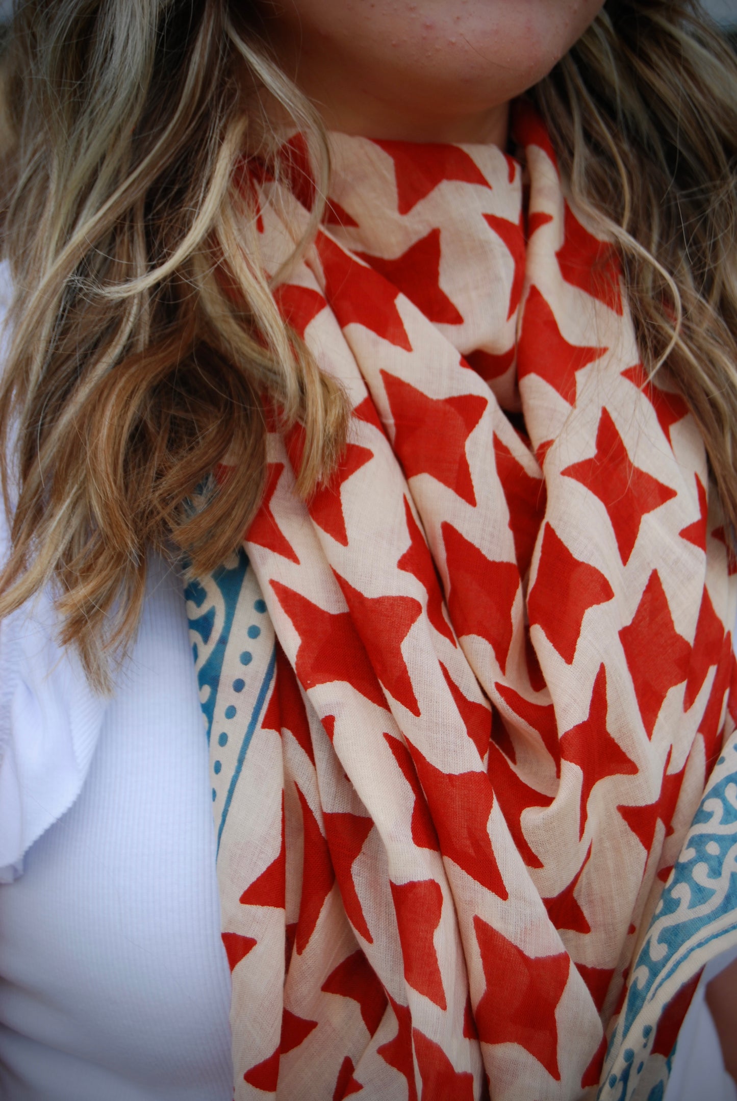 TARA RUBY PUSHKAR SCARF