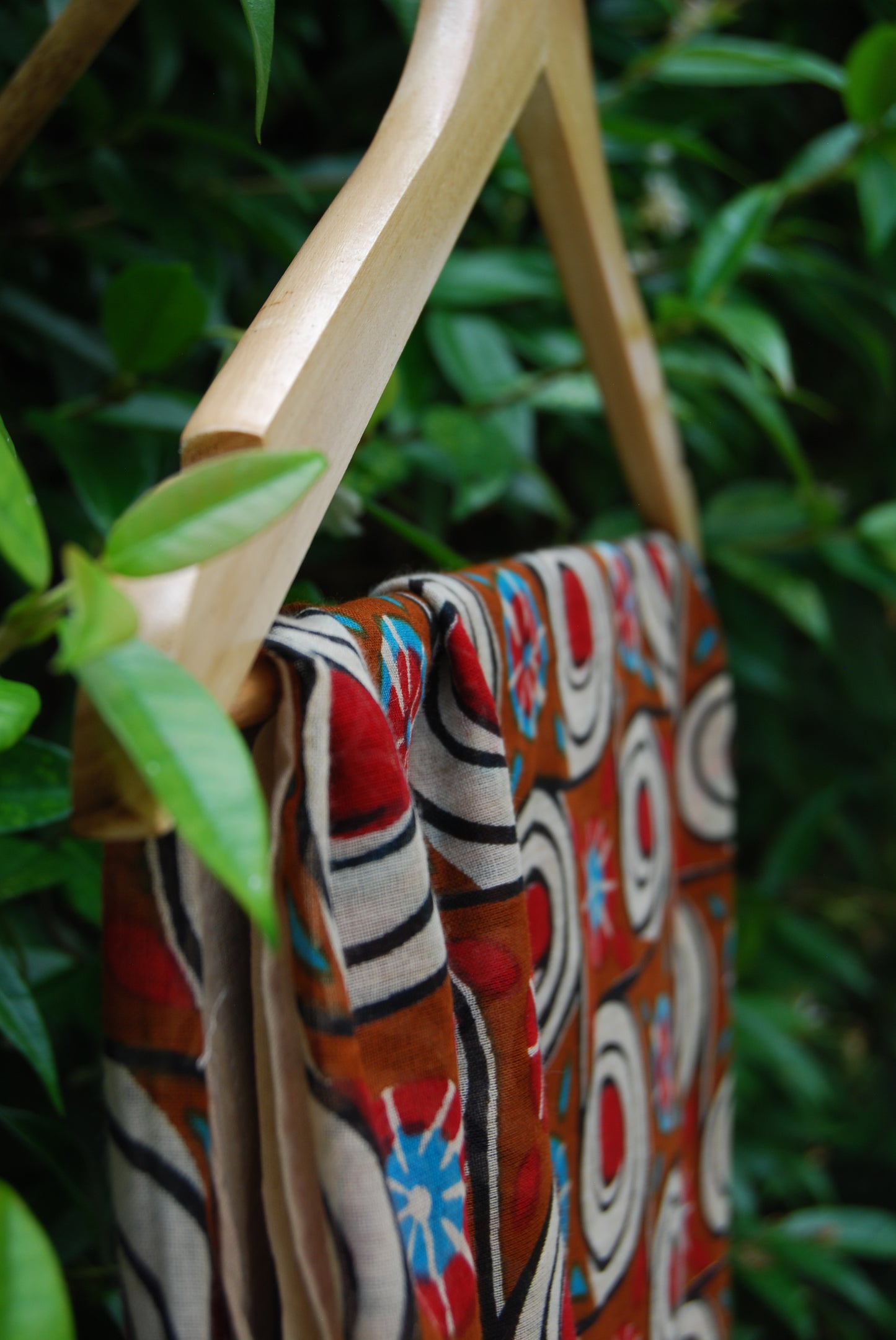 SAMYA PUSHKAR SCARF - Ruby