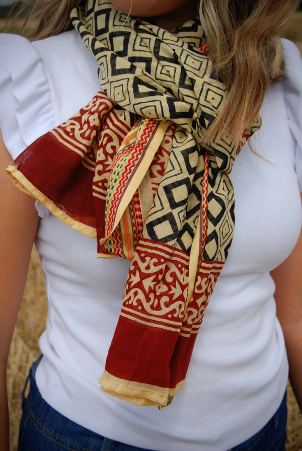 VAJRA PUSHKAR SCARF